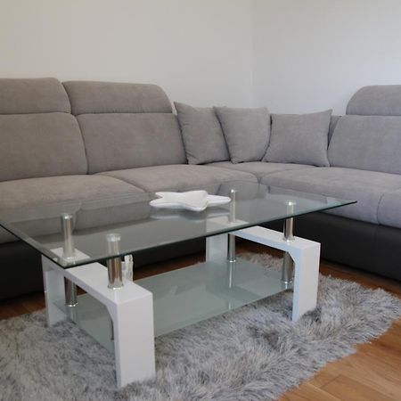 Apartment Mario Podstrana Kültér fotó