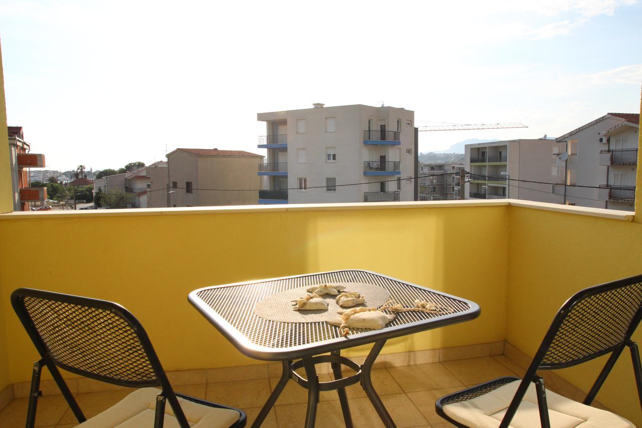Apartment Mario Podstrana Kültér fotó