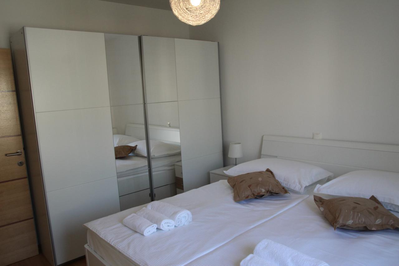Apartment Mario Podstrana Kültér fotó
